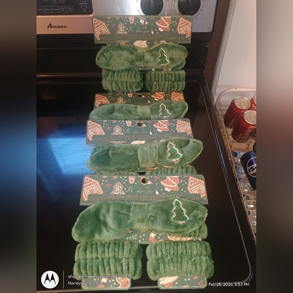 ava joy Other - Green Christmas Tree Headbands and Socks Set New